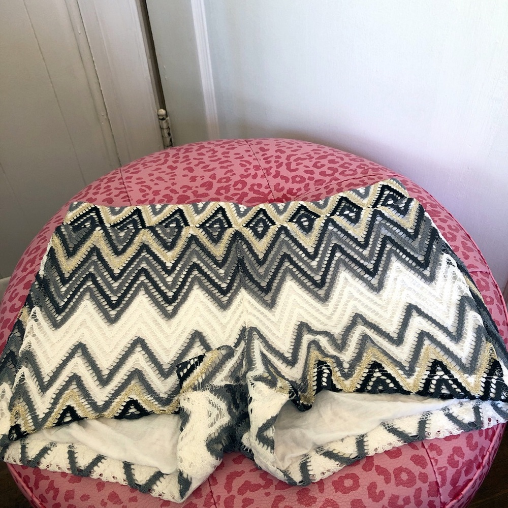 Boom boom lace shorts NWOT